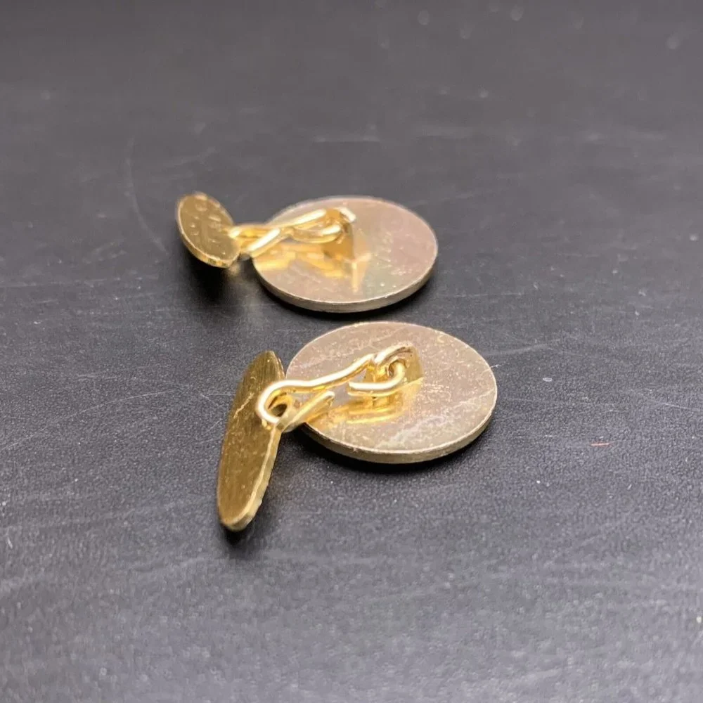 Crest Shield Lion Round Cufflinks